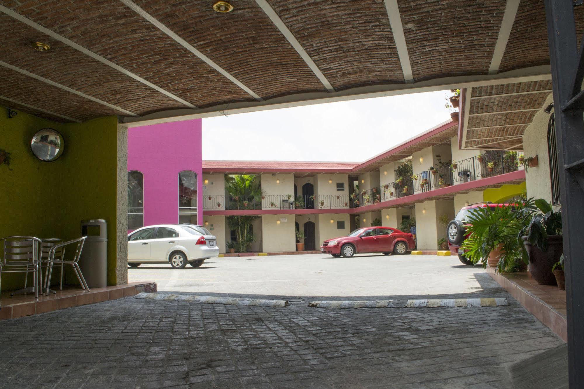 Hotel Villa Del Sol Expo Guadalajara Buitenkant foto